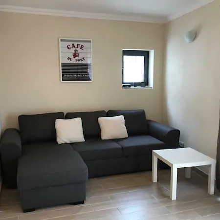 公寓 Casa Linda De *